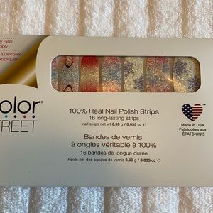 Color street nail strips in Snow Biz
